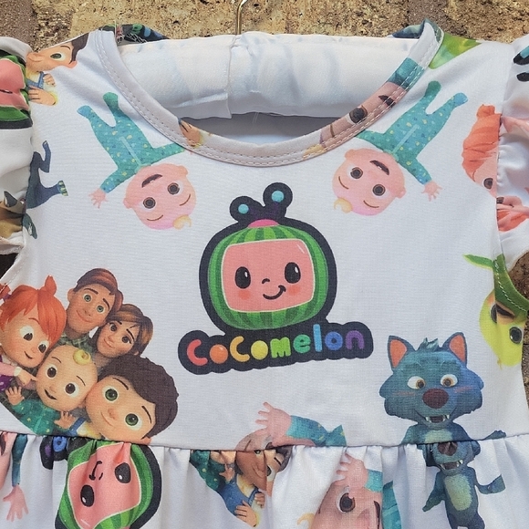 COCOMELON WHITE DRESS 12-18 Months - Picture 7 of 11